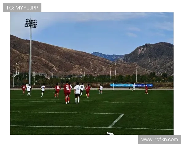 中国足球队迎战乌拉圭劲旅佩纳罗尔期待精彩对决与历史交锋 中国足球队迎战乌拉圭劲旅佩纳罗尔期待精彩对决与历史交锋