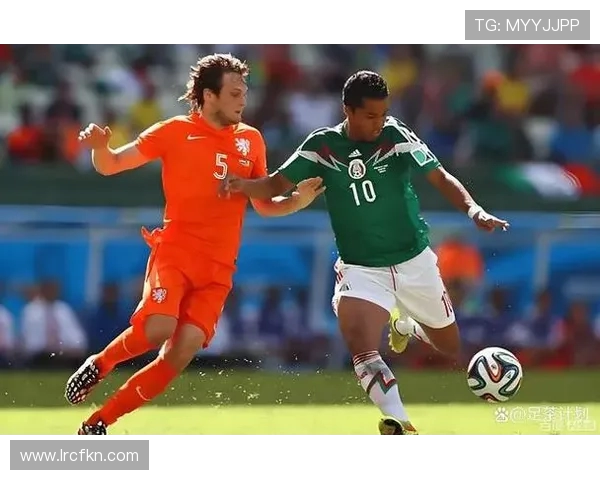 前进之鹰与格拉夏普的精彩对决揭示了足球战术的博弈与团队精神的较量