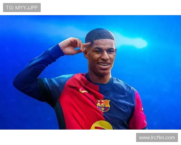 拉什福德领衔曼联新赛季冲击目标展望与挑战分析 拉什福德领衔曼联新赛季冲击目标展望与挑战分析