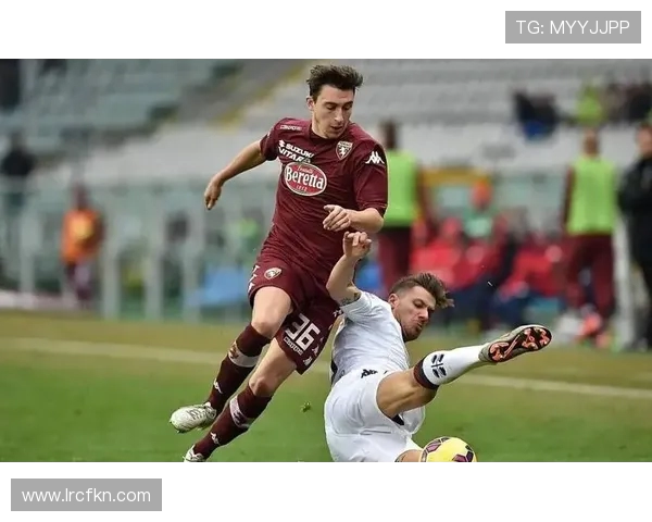 莱切与卡利亚里比赛因故推迟球迷期待新赛程安排