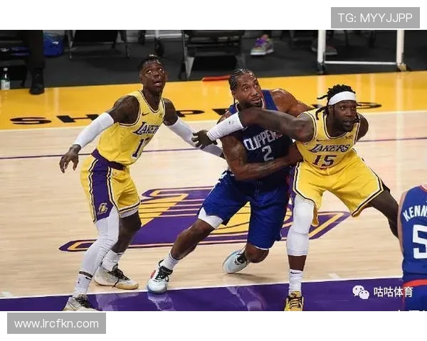 足球收视率与篮球赛事受欢迎程度的深度对比分析