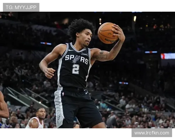 马刺与魔术2015至2016赛季精彩对决回顾与分析