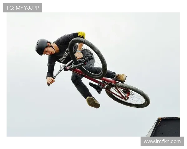 成都与西安极限运动队赛后技术分析与战术对比探讨